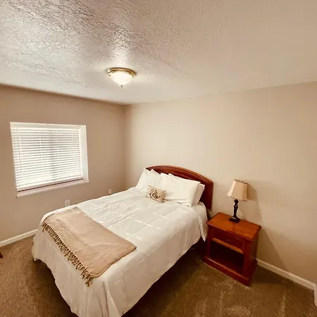 Iona Mercantile Bnb Rigby Exterior photo