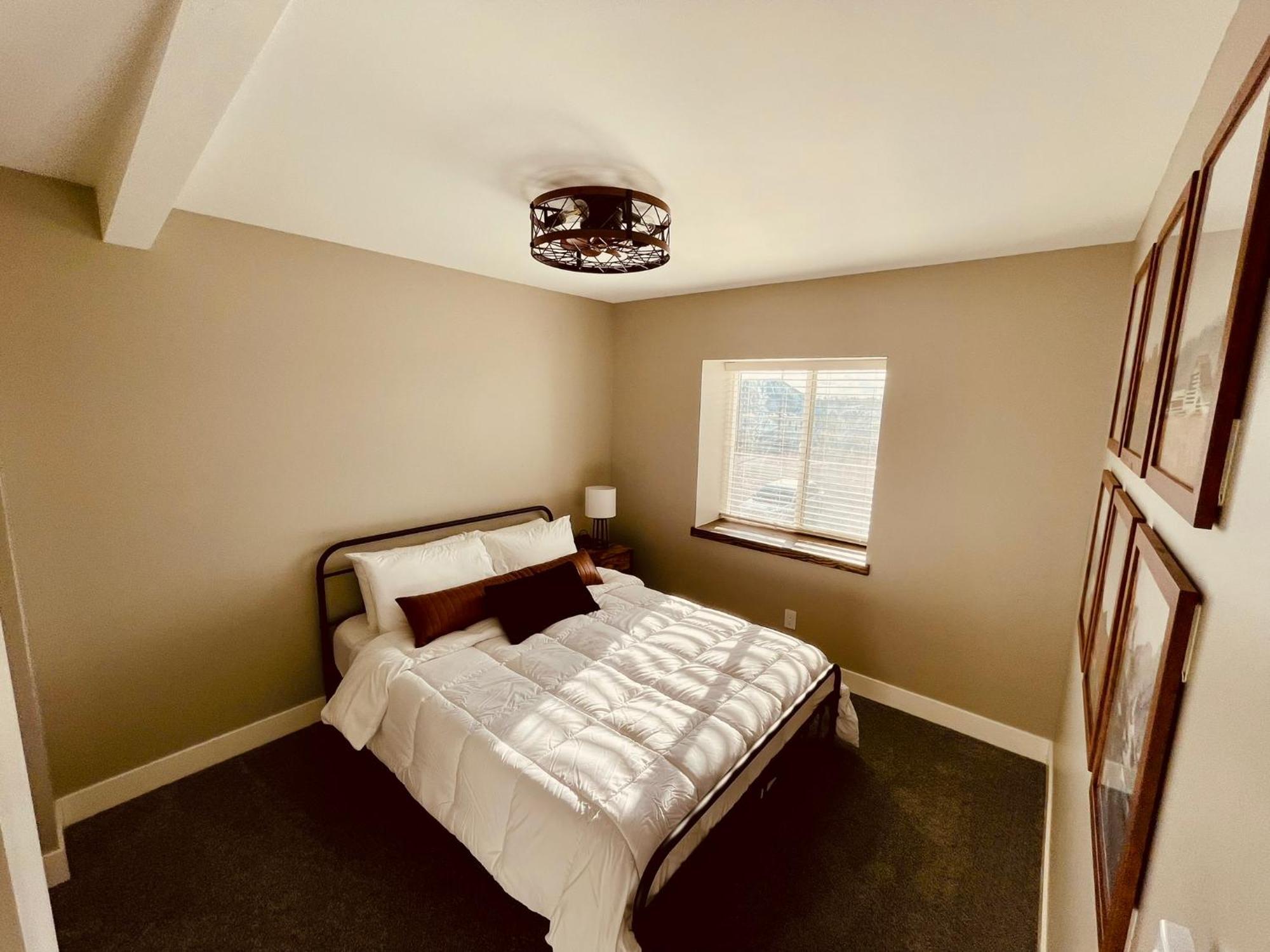 Iona Mercantile Apartment *