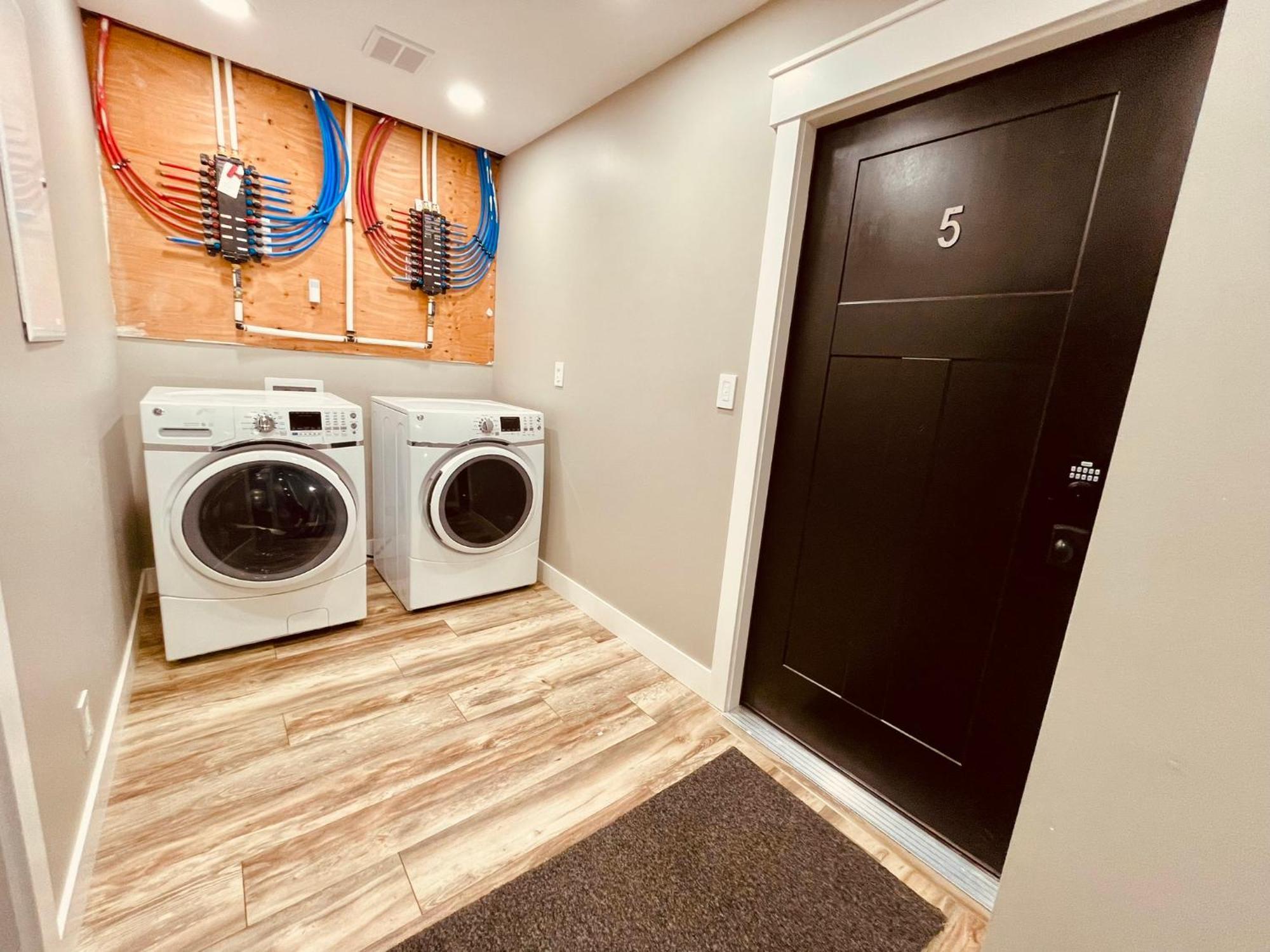 Iona Mercantile Apartment *
